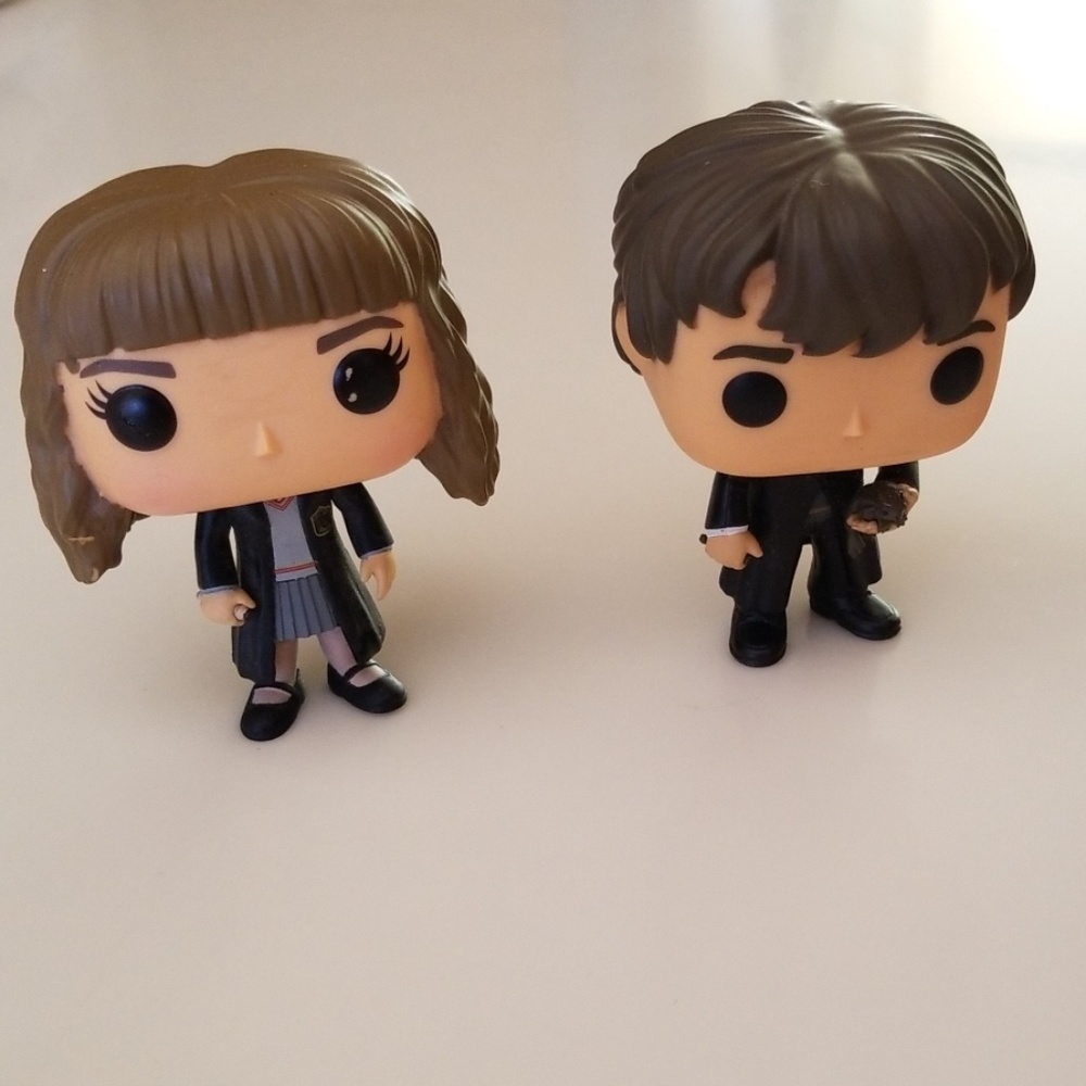 Six Harry Potter Figurines